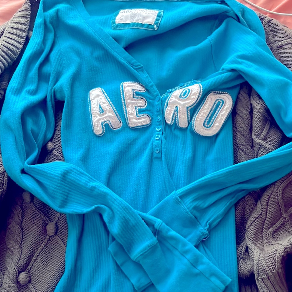 2000s y2k Aeropostale shirt so pretty hard to skip on